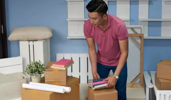 decluttering household before moving